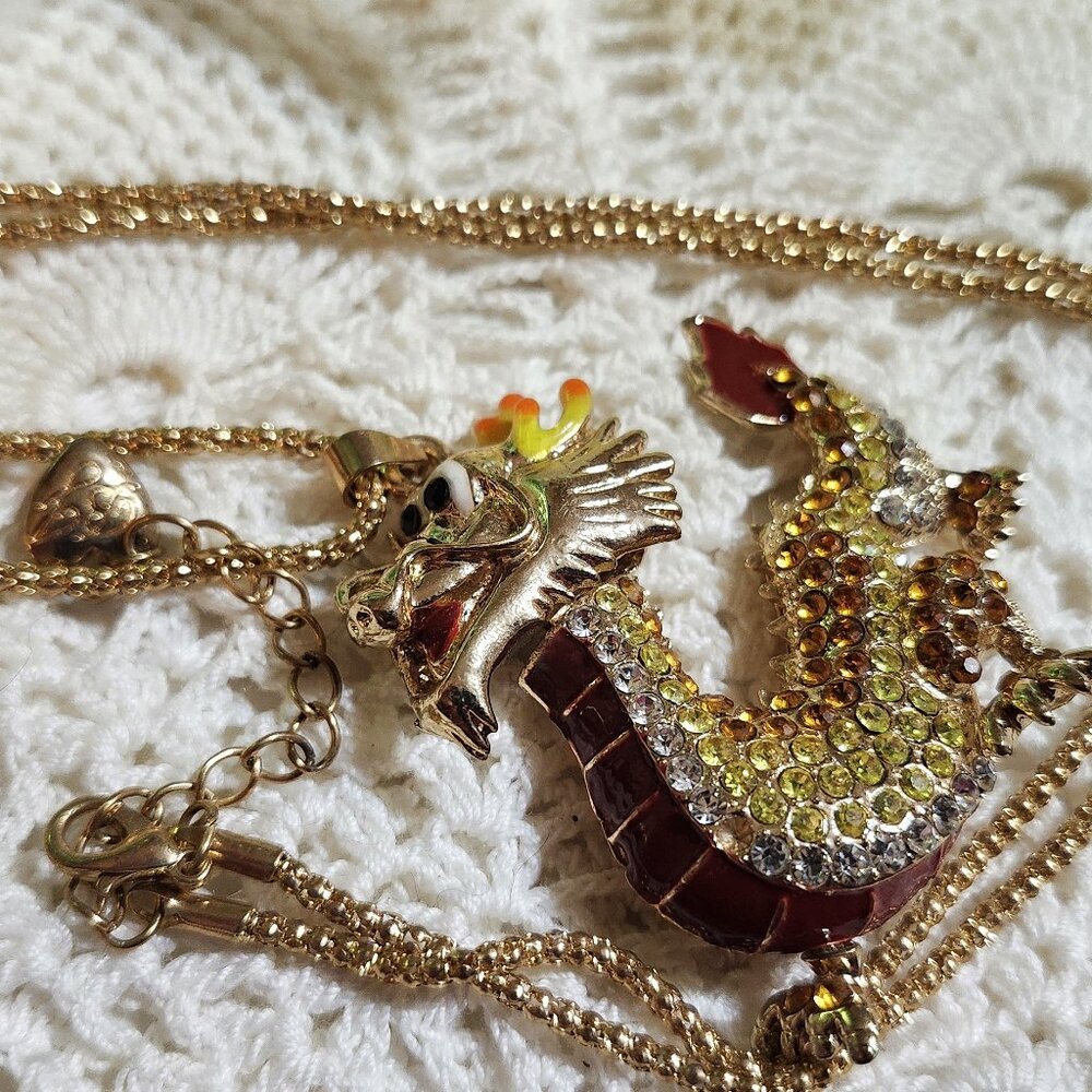 Betsey Johnsone necklace MULTICOLOR RHINESTONE DRAGON gold tone